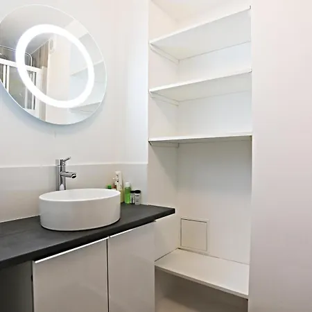 Appartamento Faubourg St Denis 4 Personnes *