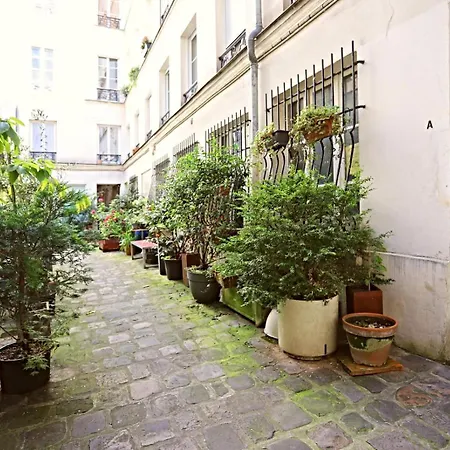 Faubourg St Denis 4 Personnes Parigi
